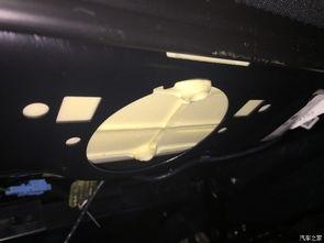 亚洲龙后排加装脚窝灯