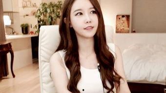 亚洲高清 女主播,魅力四溢的虚拟主播新势力